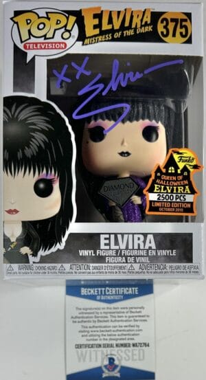 CASSANDRA PETERSON SIGNED ELVIRA MISTRESS OF THE DARK FUNKO 375 PURPLE DRESS 784