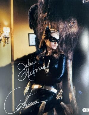 JULIE NEWMAR SIGNED CATWOMAN 16X20 PHOTO BATMAN 1966 RARE INSCRIPTION BAS 049