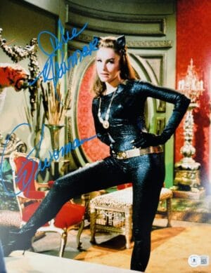 JULIE NEWMAR SIGNED CATWOMAN 11X14 PHOTO BATMAN 1966 RARE INSCRIPTION BAS 138