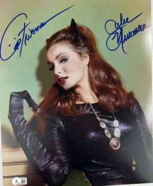 JULIE NEWMAR SIGNED CATWOMAN 11X14 PHOTO BATMAN 1966 RARE INSCRIPTION BAS 150