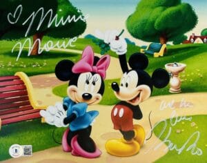KAITLYN ROBROCK SIGNED MINNIE MOUSE 8x10 PHOTO DISNEY BECKETT WITNESS BAS 486