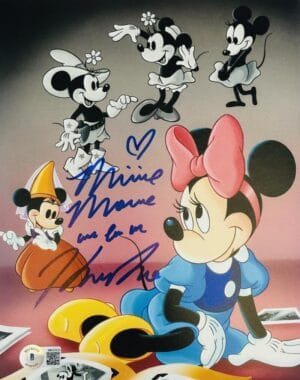 KAITLYN ROBROCK SIGNED MINNIE MOUSE 8x10 PHOTO DISNEY BECKETT WITNESS BAS 639