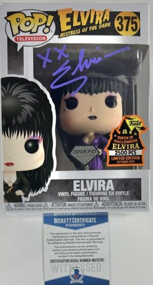 CASSANDRA PETERSON SIGNED ELVIRA MISTRESS OF THE DARK FUNKO 375 PURPLE DRESS 787