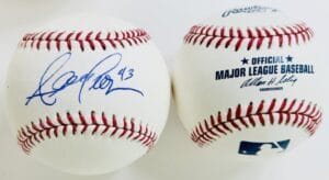 AARON CROW SIGNED OMLB BASEBALL KANSAS CITY ROYALS WORLD SERIES AUTOGRAPH COA K1