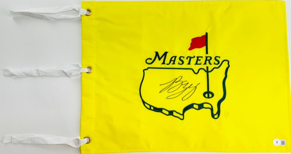 ROSE ZHANG SIGNED 2023 AUGUSTA MASTERS FLAG NATIONAL AMATEUR AUTOGRAPH BAS K01
