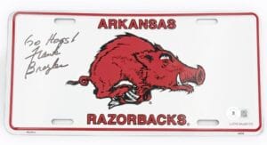 FRANK BROYLES SIGNED ARKANSAS RAZORBACKS LICENSE PLATE HOGS AUTOGRAPH BAS J56