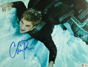 CHRIS PINE SIGNED 11X14 PHOTO STAR TREK CAPTAIN KIRK RARE FULL AUTOGRAPH BAS 817