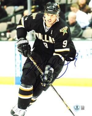 Mike Modano Signed Dallas Stars 8X10 Photo Red Wings Autograph Beckett J55