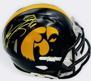 Tim Dwight Signed Iowa Hawkeyes Football Mini Helmet Autograph Beckett Bas K87