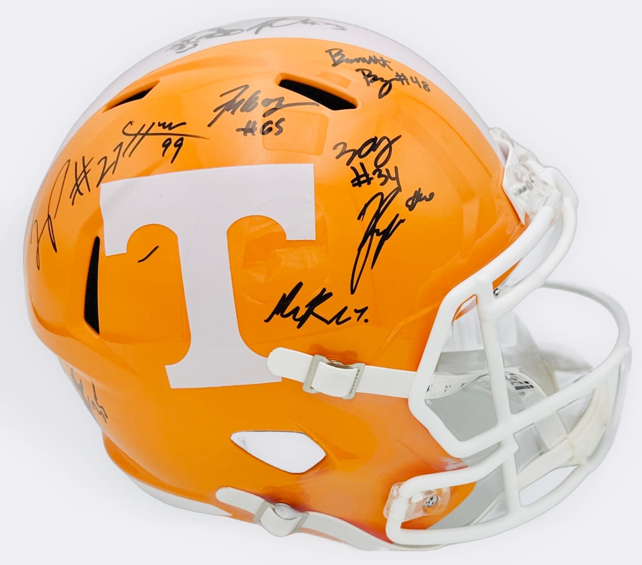 Tennessee Volunteers team signed helmet, Desean Bishop autograph, Wendell Moe autograph, 2026 Tennessee Volunteers memorabilia, SEC football memorabilia, 2026 team signed helmet, BAS authenticated, Tennessee Volunteers team collectible, college football memorabilia, All-SEC autograph, Daune Morris autograph, football memorabilia, Tennessee football autograph, Vols roster autograph, Neyland Stadium memorabilia