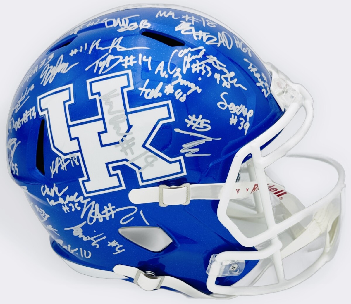 Kentucky Wildcats team signed helmet, Kenny Minchey autograph, Kenny Darby autograph, Coleton Price autograph, Willie Rodriguez autograph, Ty Bryant autograph, Jordan Castell autograph, Lance Heard autograph, Mikkel Skinner autograph, 2026 Kentucky Wildcats memorabilia, SEC football memorabilia, 2026 team signed helmet, BAS authenticated, college football memorabilia, Kentucky football autograph