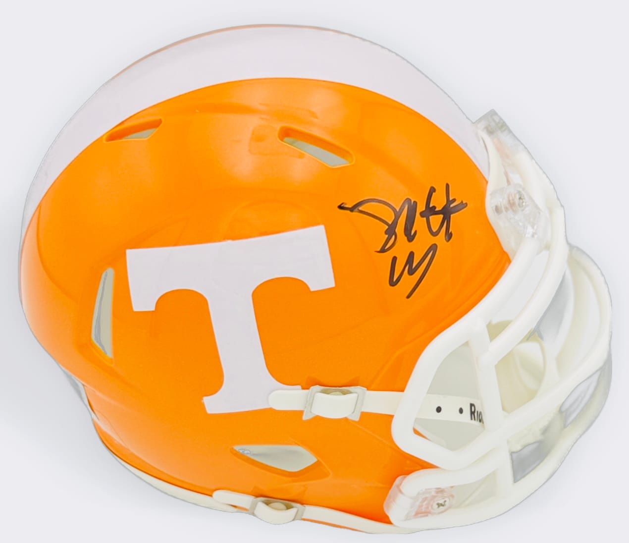 Daune Morris autograph, Daune Morris signed, Tennessee Volunteers memorabilia, signed mini helmet, Tennessee collectible, BAS authenticated, autographed mini helmet, running back autograph, SEC football memorabilia, college football memorabilia, Volunteers collectible, mini helmet display, NCAA memorabilia, Tennessee football autograph, Vols running back