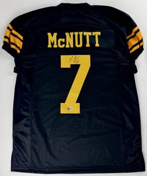 Marvin McNutt, Marvin McNutt autograph, Marvin McNutt signed jersey, Iowa Hawkeyes, Iowa Hawkeyes football, Iowa signed jersey, Hawkeyes memorabilia, Iowa football collectible, Signed football jersey, College football signed jersey, NCAA football memorabilia, Game cut jersey, Iowa wide receiver autograph, Hawkeyes signed jersey, Extra large jersey