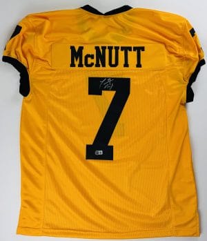 Marvin McNutt, Marvin McNutt autograph, Marvin McNutt signed jersey, Iowa Hawkeyes, Iowa Hawkeyes football, Iowa signed jersey, Hawkeyes memorabilia, Iowa football collectible, Signed football jersey, College football signed jersey, NCAA football memorabilia, Game cut jersey, Iowa wide receiver autograph, Hawkeyes signed jersey, Extra large jersey